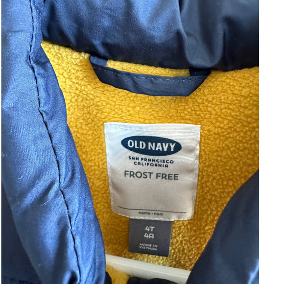 Boys 4T navy blue puffer vest - Picture 3 of 6